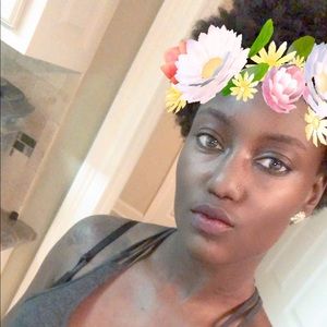 Meet your Posher, Amber